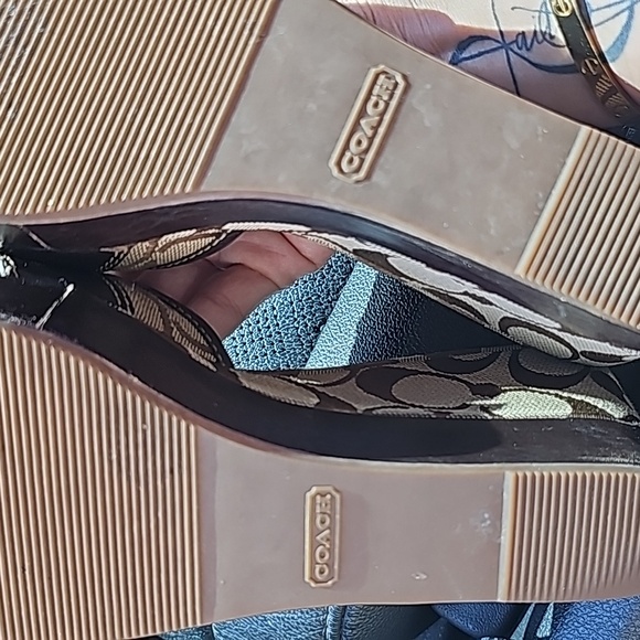 Coach wedges size 8 - Picture 5 of 6